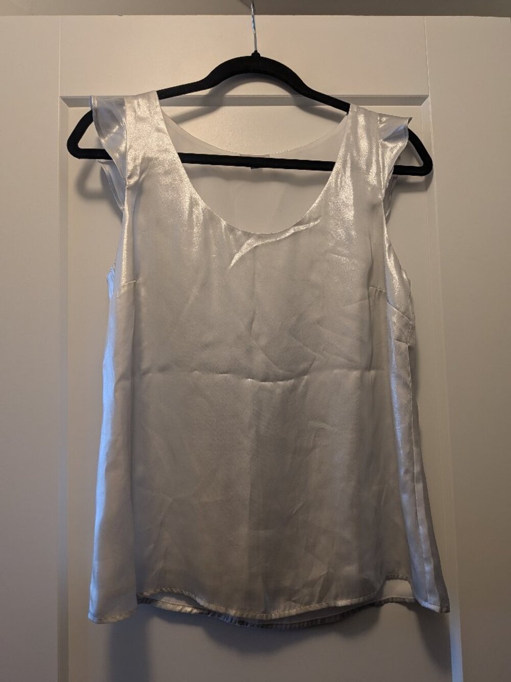 Silver-white Tristan sleeveless blouse - size XS
